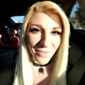 Meet your Posher, Alissa